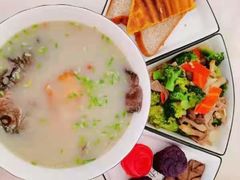-爱月宝月嫂·育儿嫂(哈尔滨总店)