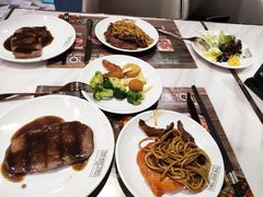 -圣琼美食百汇自助餐(白云万达店)
