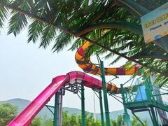 -汤山欢乐水世界