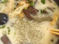 -津津老鸭粉丝馆(正东路店)