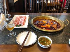 -小天鹅火锅·一线江景洪鼎旗舰店(洪崖洞店)