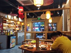 大堂-锅来乐地锅鸡(安亭店)