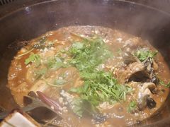 -咱屯子铁锅炖直营店(保利店)