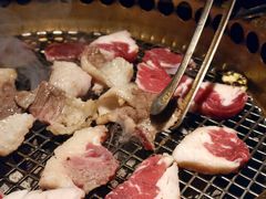 -铭牛烧肉·和牛海鲜自助(高新月牙湖店)