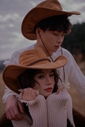 -芭莎视觉婚纱摄影(花溪店)