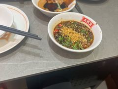 -金龙大四喜牛肉火锅