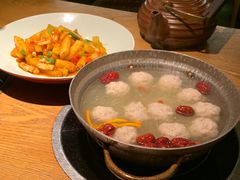 -吃饭皇帝大(长宁龙之梦店)
