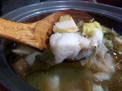 -周鱼小馆石锅酸菜鱼(活力汇店)