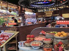 -宝龙城(杭州滨江店)