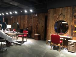 -QZHAIR SALON
