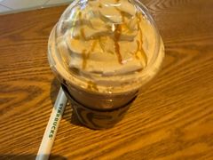 -星巴克(杭州西湖银泰1F店)