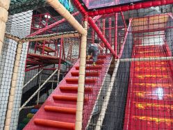 -玩元素·家庭游乐成长中心(香格里拉店)