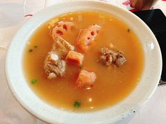 -肥肥虾庄·金牌油焖大虾(汉街SKP店)