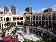 -佛罗伦萨小镇广佛名品奥特莱斯(疏港路店)