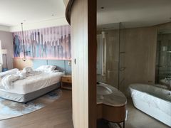 -上海佘山世茂艾美酒店