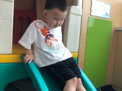 -红黄蓝早教(西海岸旗舰中心)