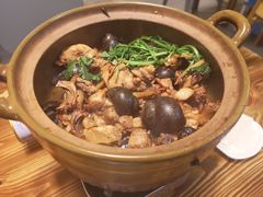 -食爺炭炉鸡煲·烧烤