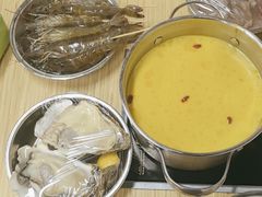 -杨老板·海鲜集市火锅·鲜切牛肉(中防万宝店)