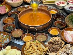 -阿山卓·野生菌火锅·纳西火塘烤肉