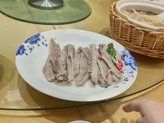 -满江红四季餐厅 · 国家五钻级酒家(新纪元大酒店店)