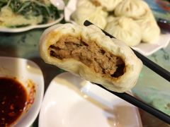 传统猪肉包-宝正臻天津包子总店(金阳光居易店)