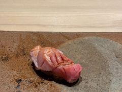 金枪鱼中脂寿司-Ginza Onodera 鮨(外滩十八号店)