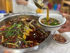 -乡土特色.冷锅鱼.牦牛肉汤锅