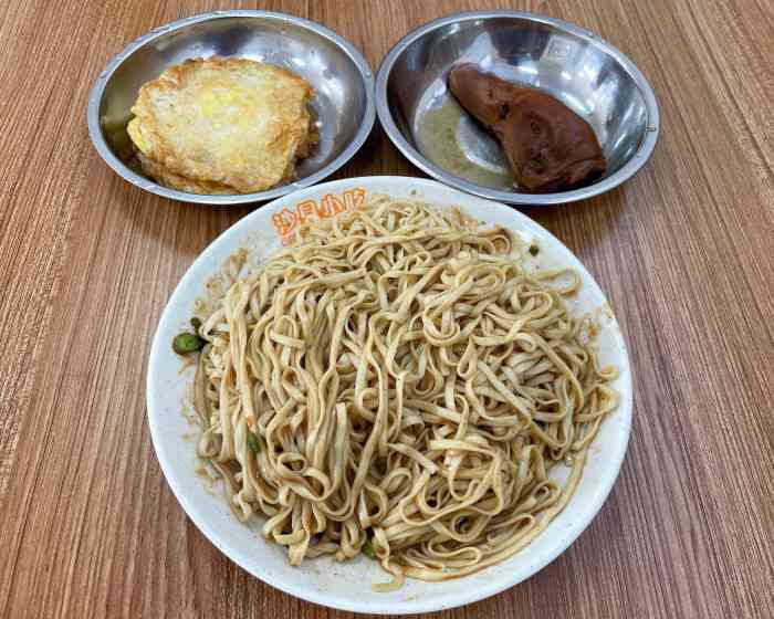 沙县小吃(云亭大街店)-"这家沙县小吃在江阴云亭街道上,看起来了门.