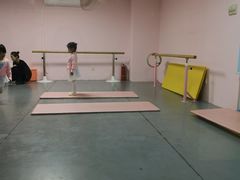 -舞研舞蹈培训(魏公村校区)