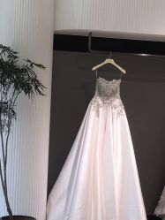 点击看大图 -Bridal Queen·婚纱女皇