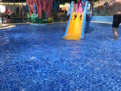 -海豚堡温泉水乐园
