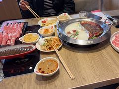 -彤德莱火锅(果园路店)