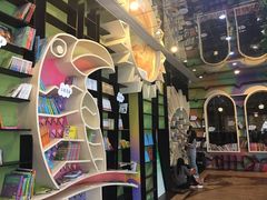 -钟书阁(松江泰晤士小镇店)