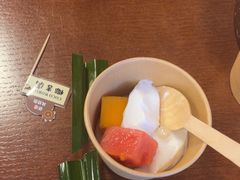-椰吉满•鲜椰饮品(侨港黑金冠好店)