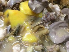 -醋缘臭屁醋养生火锅