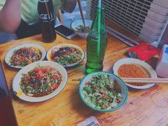 -拈签一笑黄牛肉辣卤串串