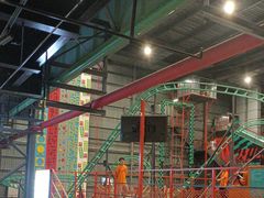 -极限PLAY运动娱乐新世界·团建派对潮玩休闲馆·室内蹦极高空游乐园