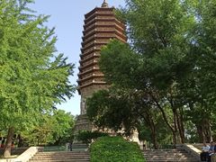 -玲珑塔公园