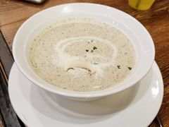 奶油蘑菇汤-安妮意大利餐厅(世贸天阶店)