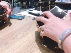 -肯德基(虹桥机场T2北指廊精选外卖点店)