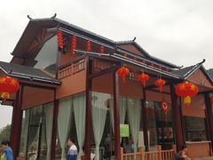 -十万大山布透温泉