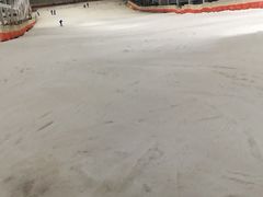 -乔波室内滑雪场