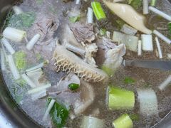 -黑竹沟新场牛肉火锅