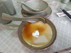 -七步香云南山里菜(昆明老街店)