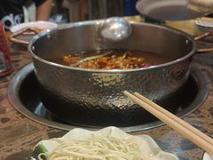 -乳仔牛牦牛汤锅 烤羊排(松潘古城店)