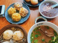 牛杂粉丝汤-鑫震源·苏式大虾生煎(山塘街店)