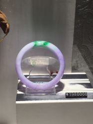 -北京七彩云南翡翠珠宝旗舰店(月坛店)