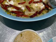 -姚姚酸菜鱼·金戈戈香港豉油鸡(喜荟城联名店)