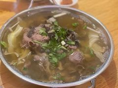 -谢老五跷脚牛肉·非遗传承店