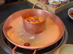 -菌自由丨野生菌火锅特色庭院餐厅(丽江古城店)